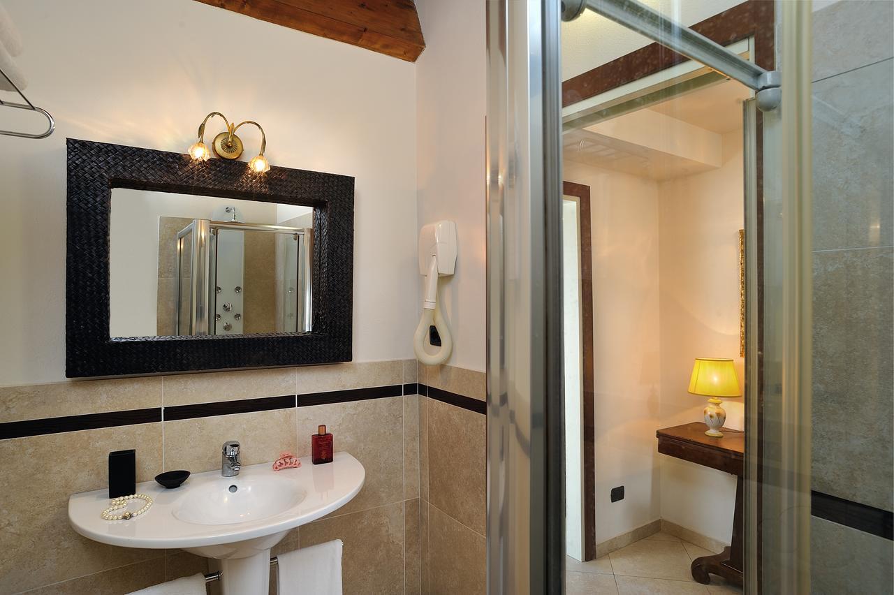 Hotel Bridge Μπελάρια-Ιτζέα Μαρίνα Εξωτερικό φωτογραφία