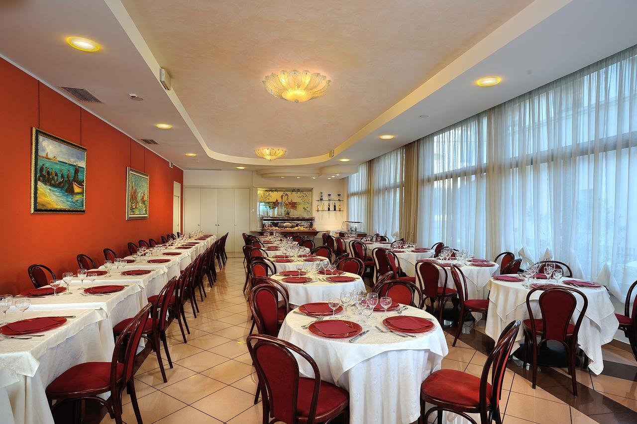 Hotel Bridge Μπελάρια-Ιτζέα Μαρίνα Εξωτερικό φωτογραφία