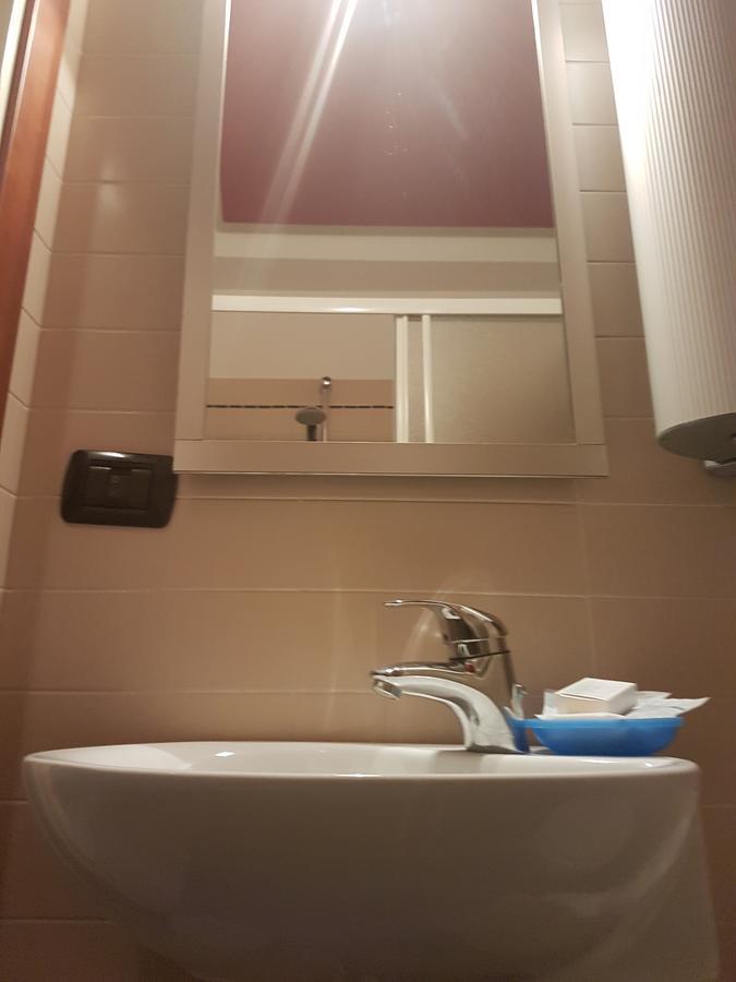 Hotel Bridge Μπελάρια-Ιτζέα Μαρίνα Εξωτερικό φωτογραφία
